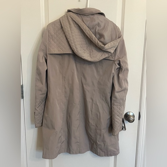 Kenneth Cole New York Quilted Tan Trench Coat Size Large - Picture 6 of 12